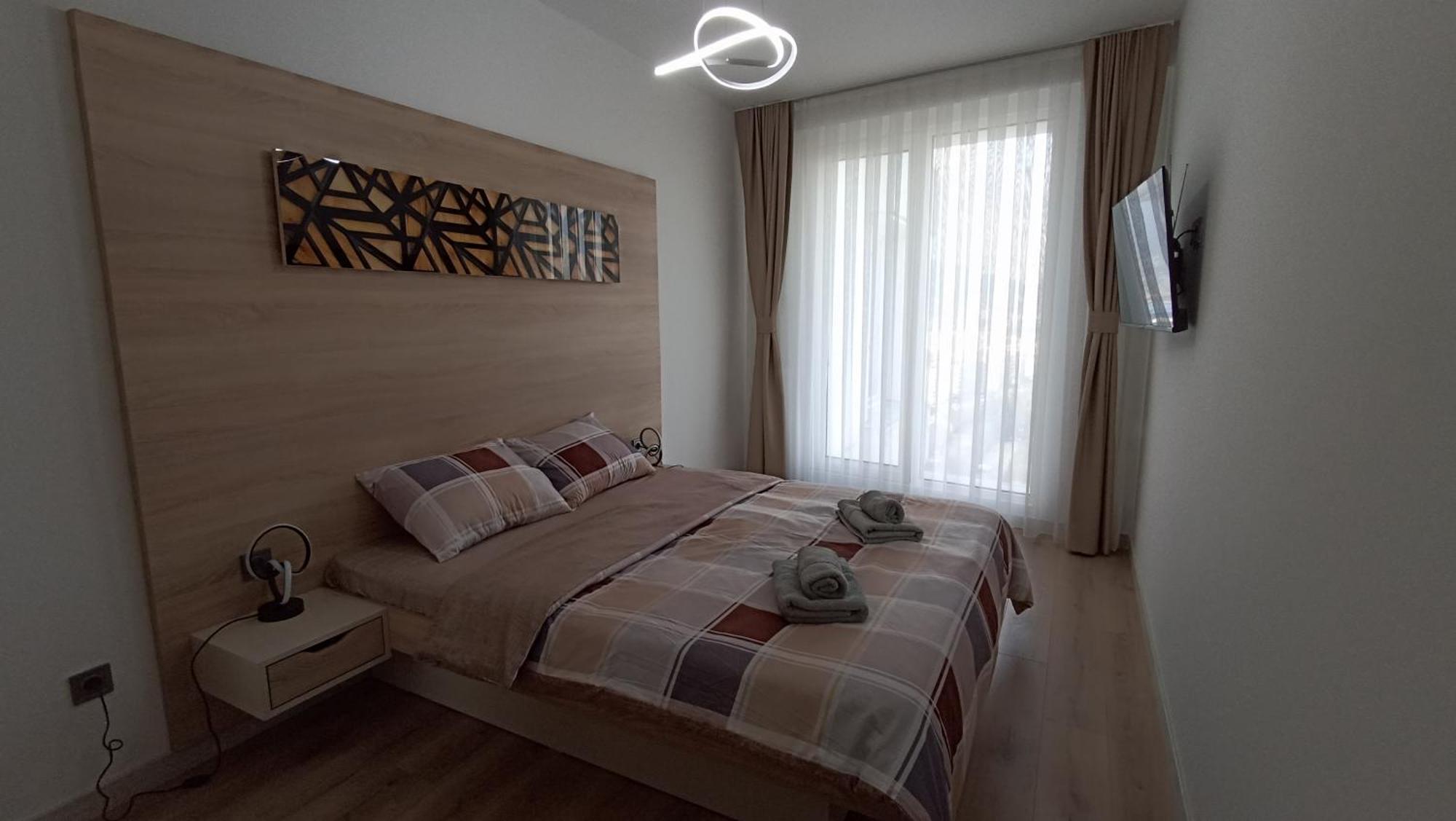 19Th & 18Th Floor Secure Apartments With Pool & Fitness & Parking Included In Price Skopje Exterior photo