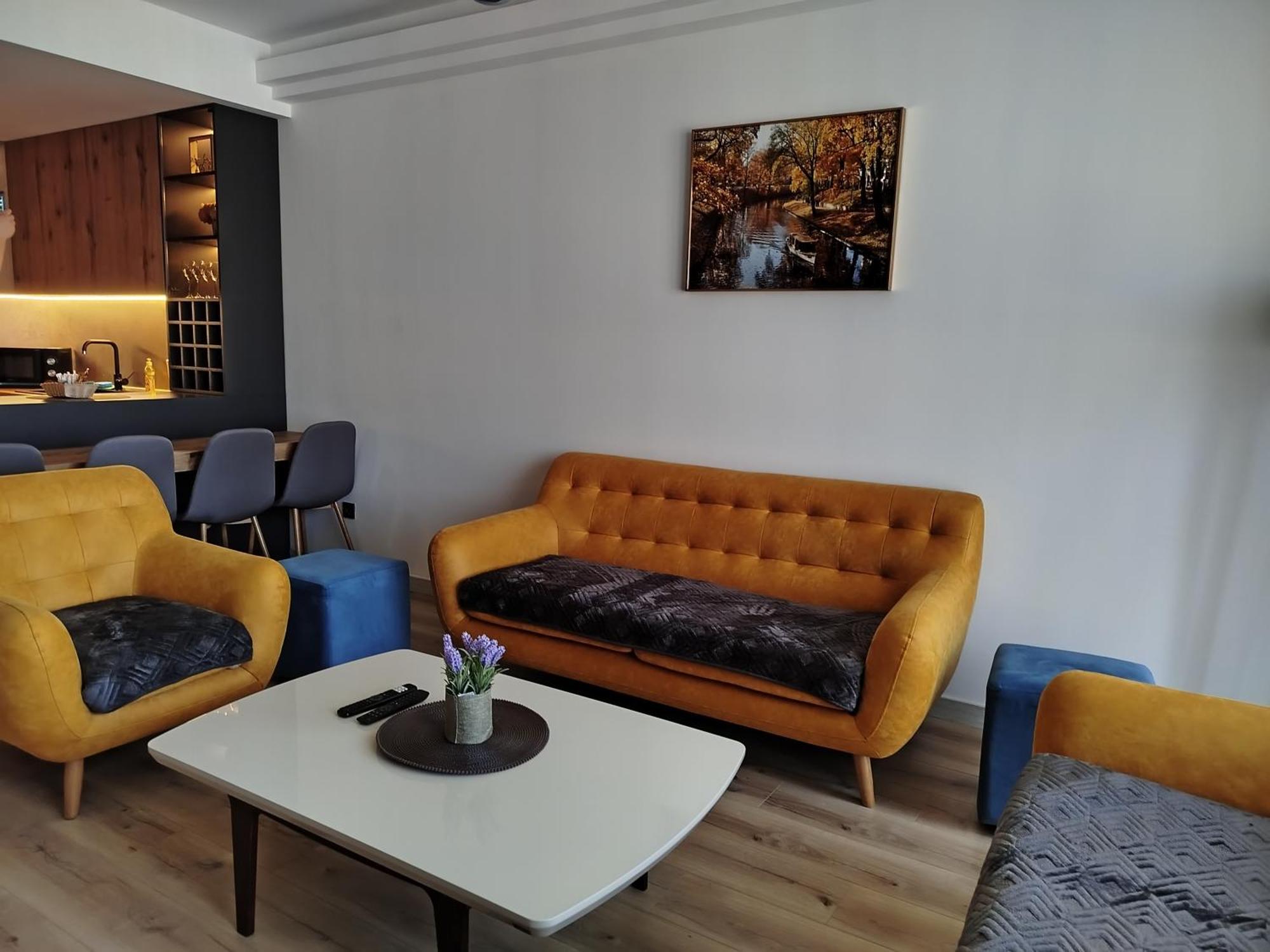 19Th & 18Th Floor Secure Apartments With Pool & Fitness & Parking Included In Price Skopje Exterior photo