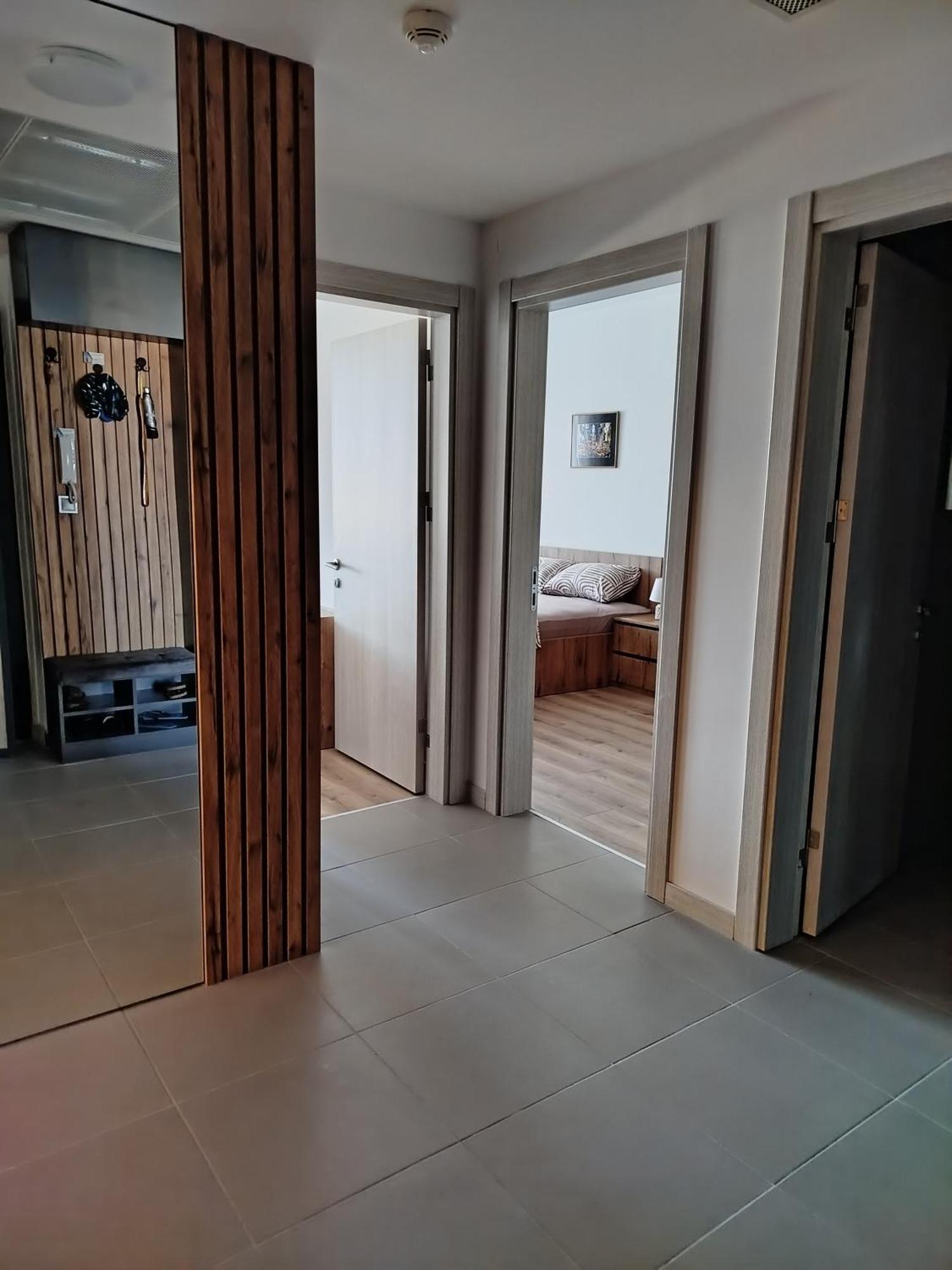 19Th & 18Th Floor Secure Apartments With Pool & Fitness & Parking Included In Price Skopje Exterior photo